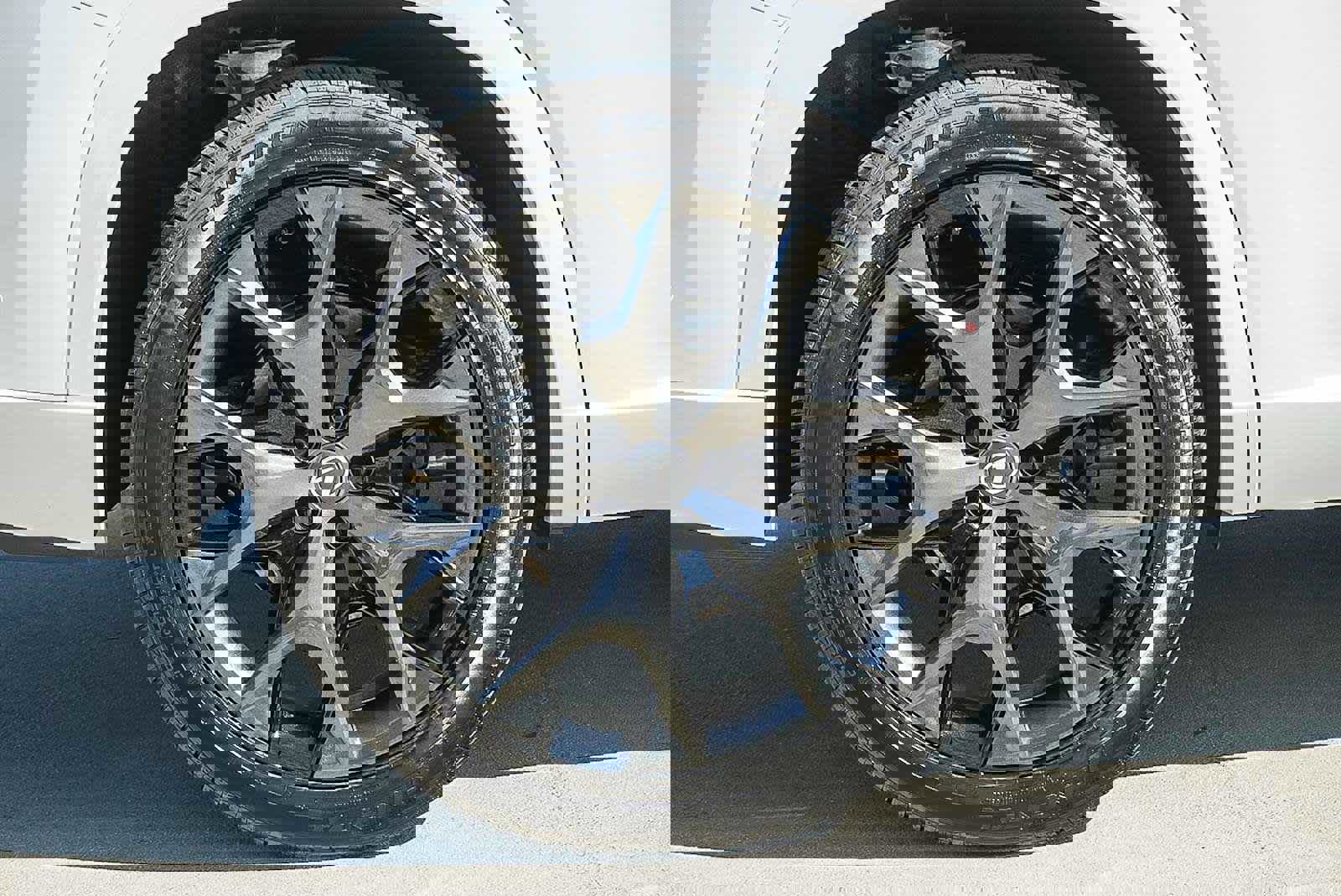 New 2026 Lexus TX 500h AWD image 10