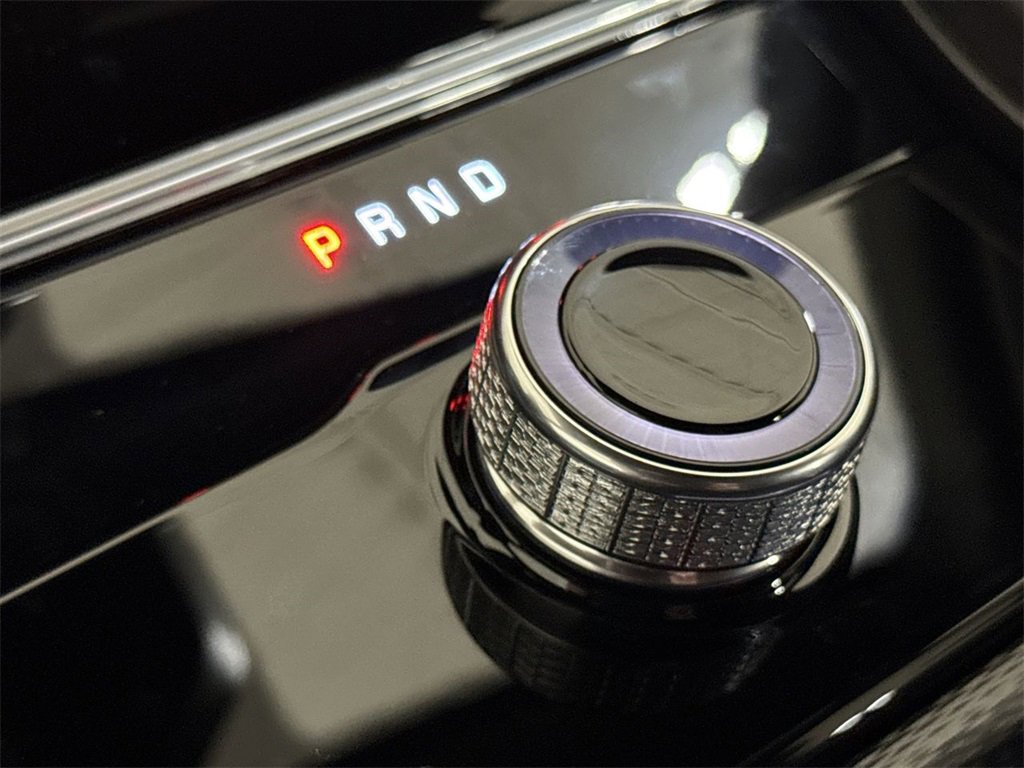 New 2025 Jeep Grand Cherokee L Laredo w/ Luxury Tech Group I image 16