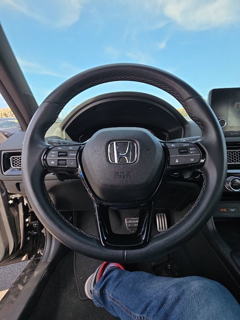 Used 2023 Honda Civic Sport image 13