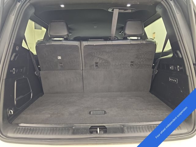 Used 2022 Jeep Wagoneer Series III w/ Convenience Group I AWD/4WD image 16