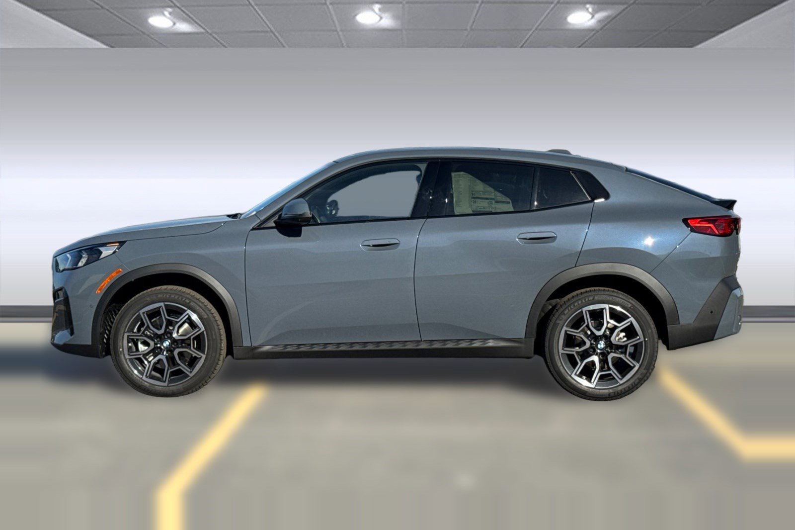 New 2026 BMW X2 xDrive28i w/ Technology Package image 2