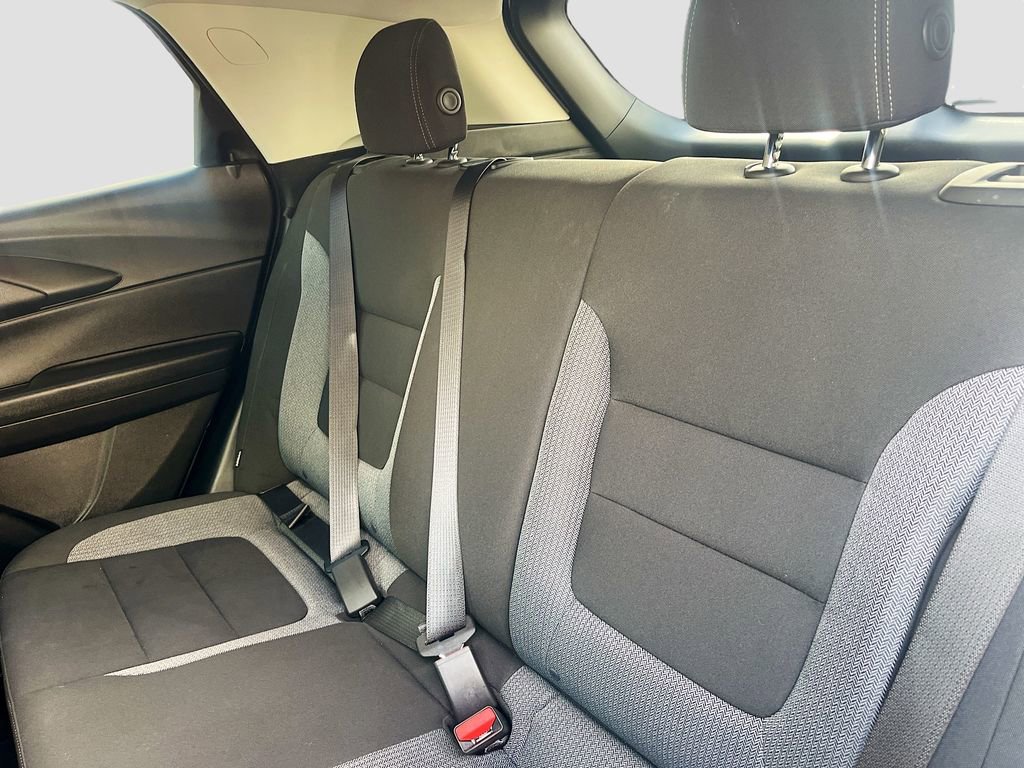 Used 2024 Chevrolet TrailBlazer LT w/ LT Cold Weather Package FWD image 24