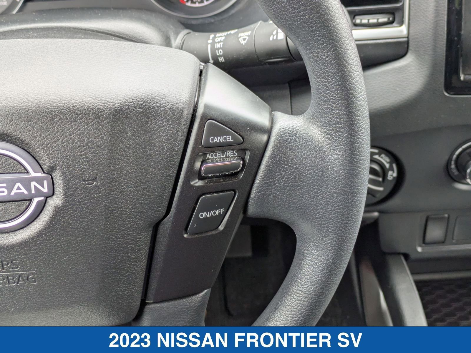 Used 2023 Nissan Frontier SV w/ Tow Package AWD/4WD image 18
