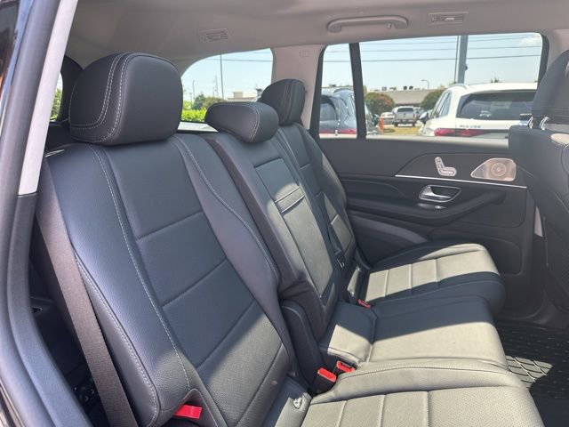 Certified 2026 Mercedes-Benz GLS 450 4MATIC image 31