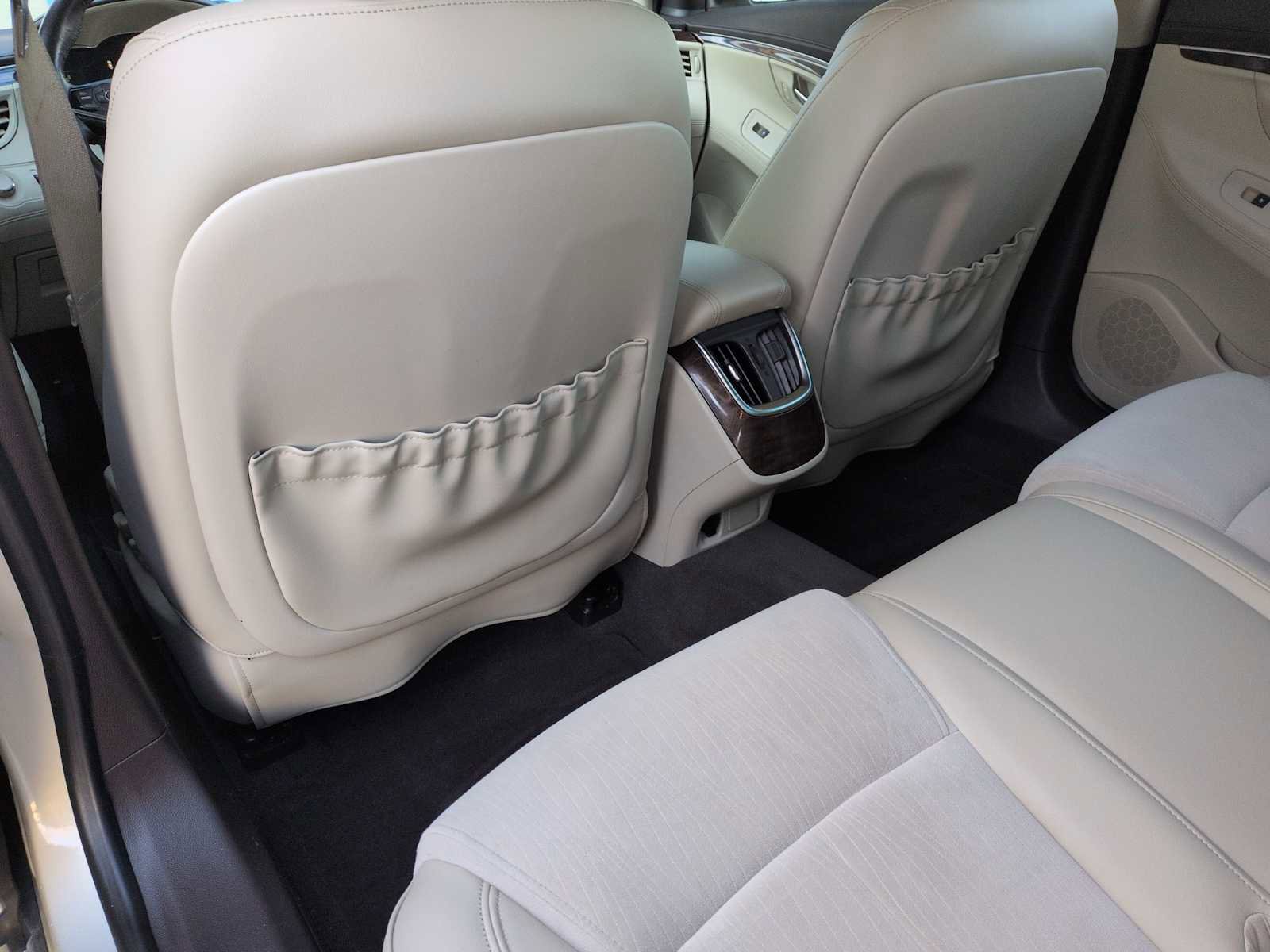 Used 2015 Buick LaCrosse image 18