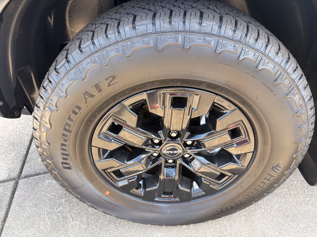 New 2027 Nissan Frontier SV w/ SV Convenience Package RWD image 10