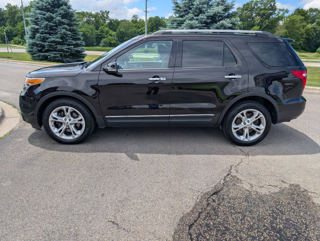 Used 2014 Ford Explorer Limited AWD/4WD image 6