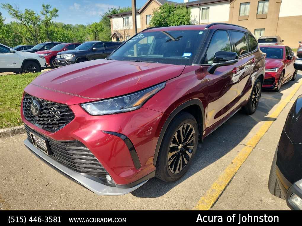 Used 2023 Toyota Highlander XSE