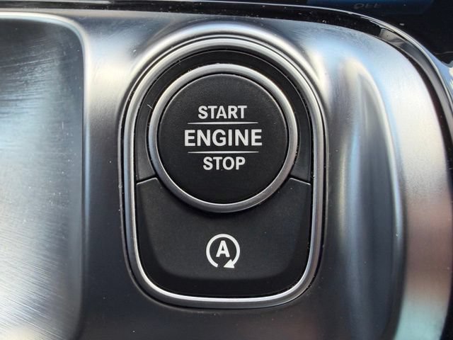 Used 2023 Mercedes-Benz GLB 250 4MATIC image 21