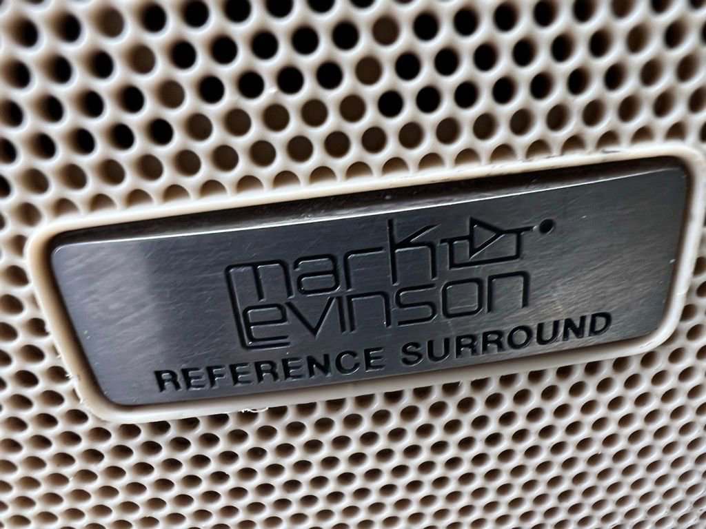 Used 2013 Lexus LX 570 4WD w/ Luxury Pkg image 38