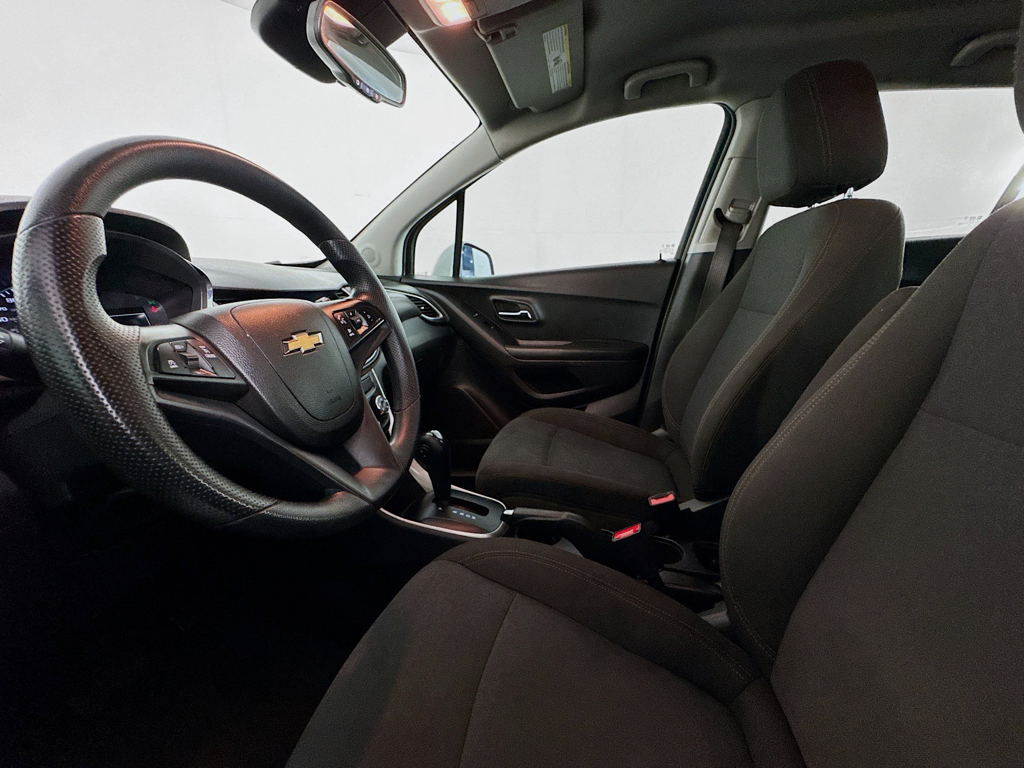 Used 2022 Chevrolet Trax LS w/ Tint and Cruise Package FWD image 20
