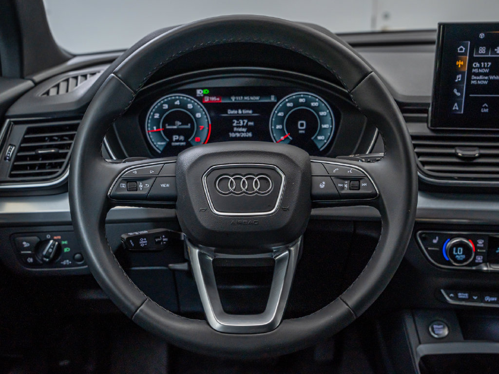 Used 2024 Audi Q5 2.0T Premium w/ Summer of Audi Package AWD/4WD image 41