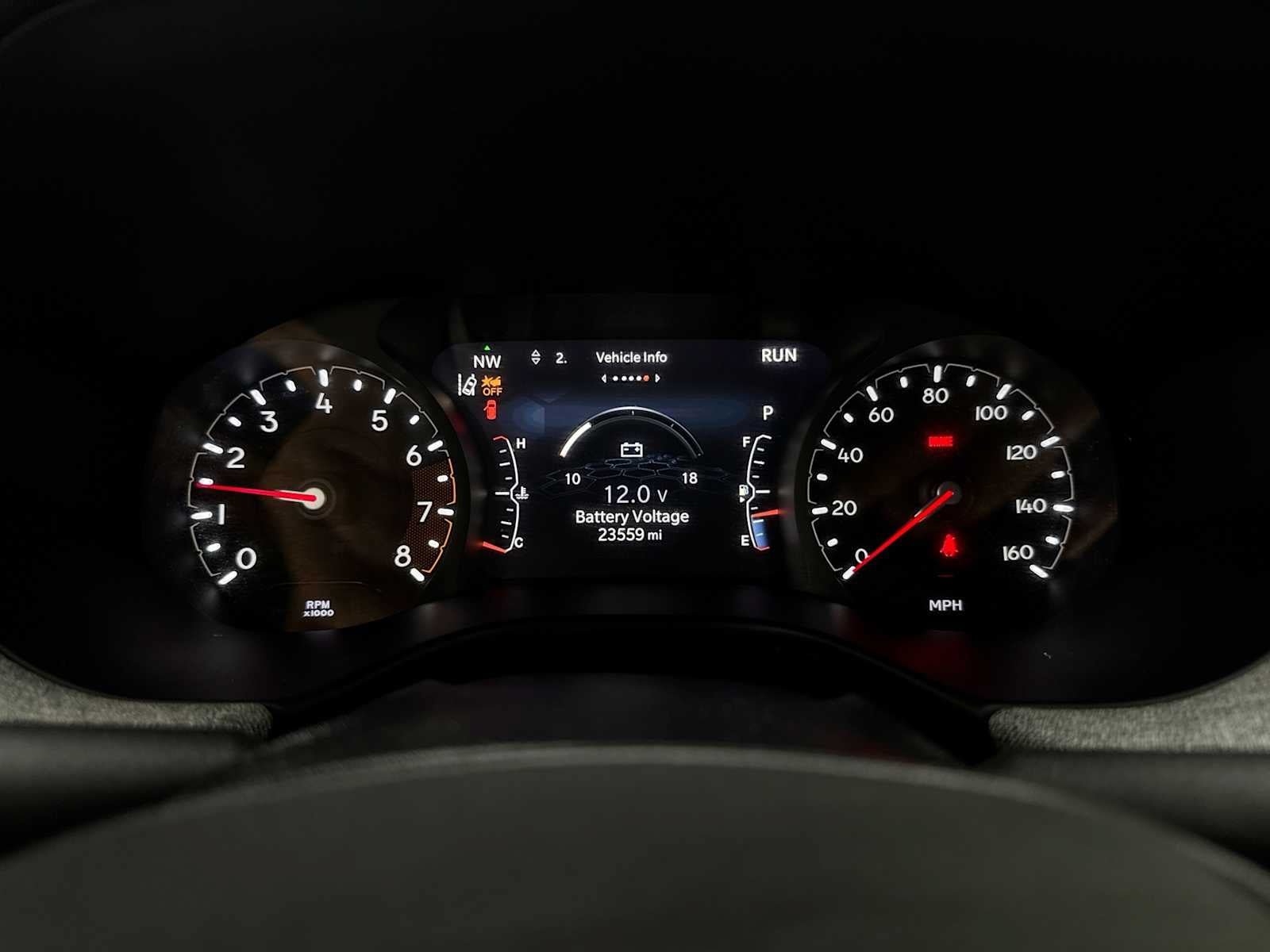 Used 2025 Jeep Compass Latitude AWD/4WD image 10