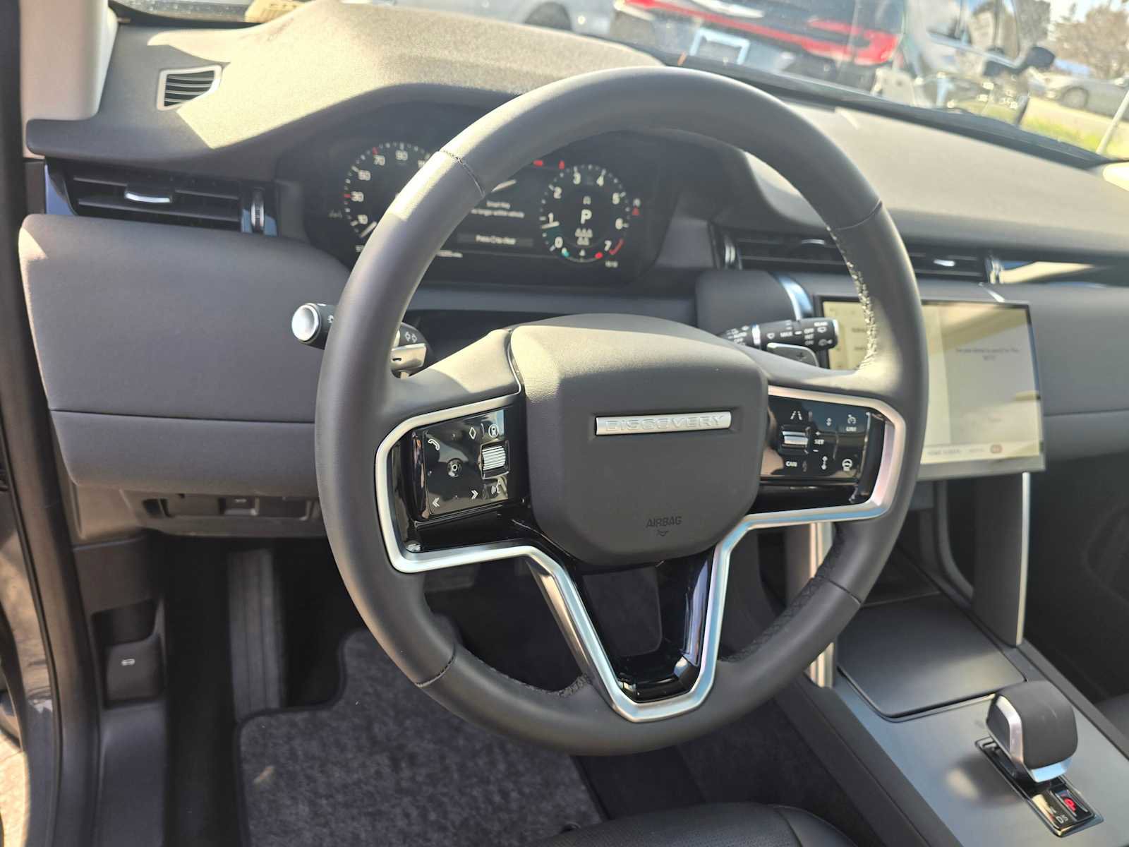 Used 2025 Land Rover Discovery Sport S image 26