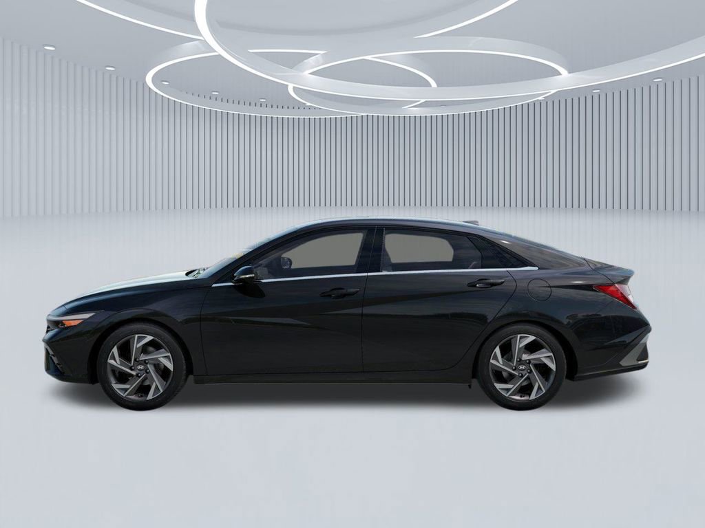 New 2026 Hyundai Elantra Limited w/ Cargo Package image 3
