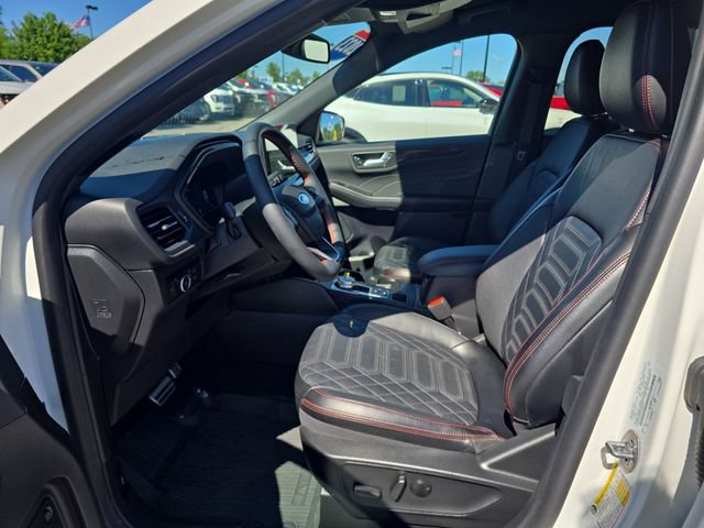 Certified 2023 Ford Escape ST-Line Elite w/ Premium Technology Package AWD/4WD image 14