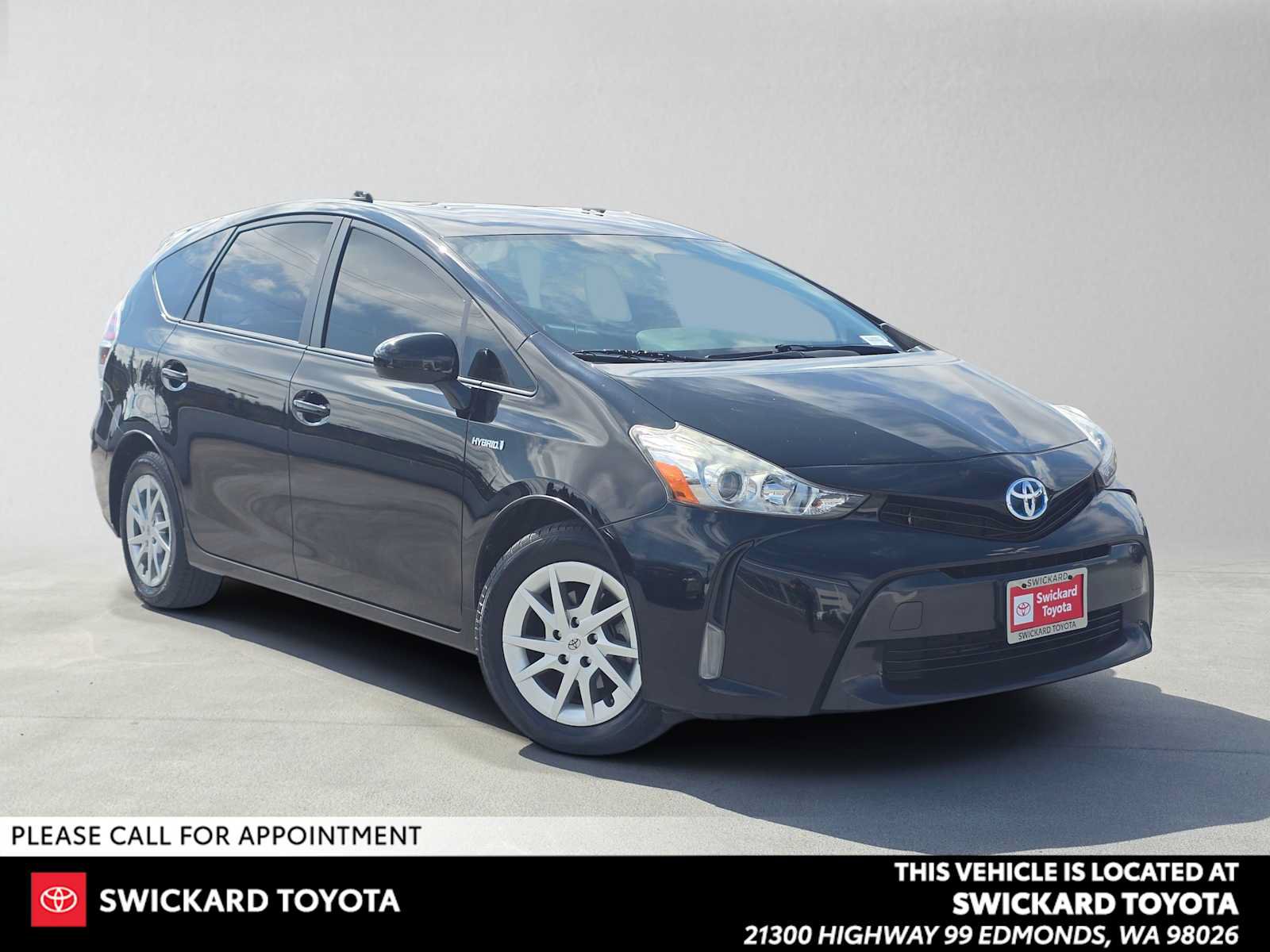 Used 2015 Toyota Prius V Three FWD image 1