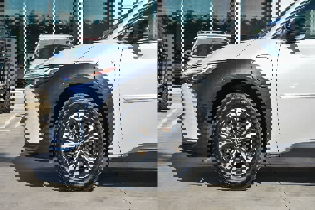 Used 2023 Toyota bZ4X XLE w/ Weather Package image 10