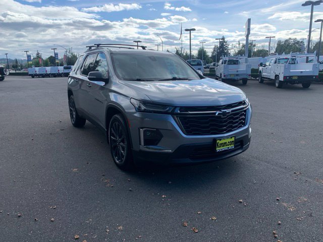 Used 2023 Chevrolet Traverse RS w/ LPO, Floor Liner Package AWD/4WD image 9