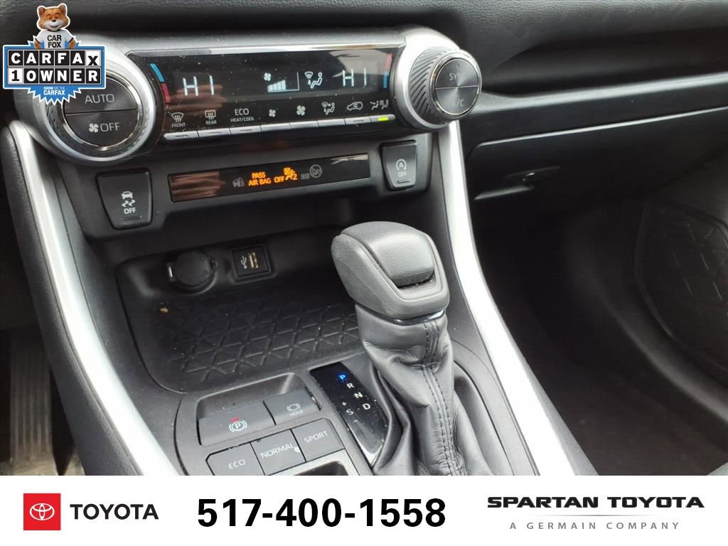 Used 2024 Toyota RAV4 XLE FWD image 23
