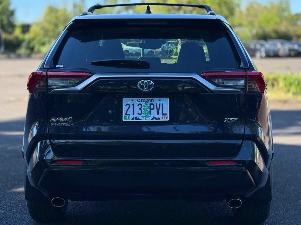 Used 2024 Toyota RAV4 XSE w/ Weather Package AWD/4WD image 4