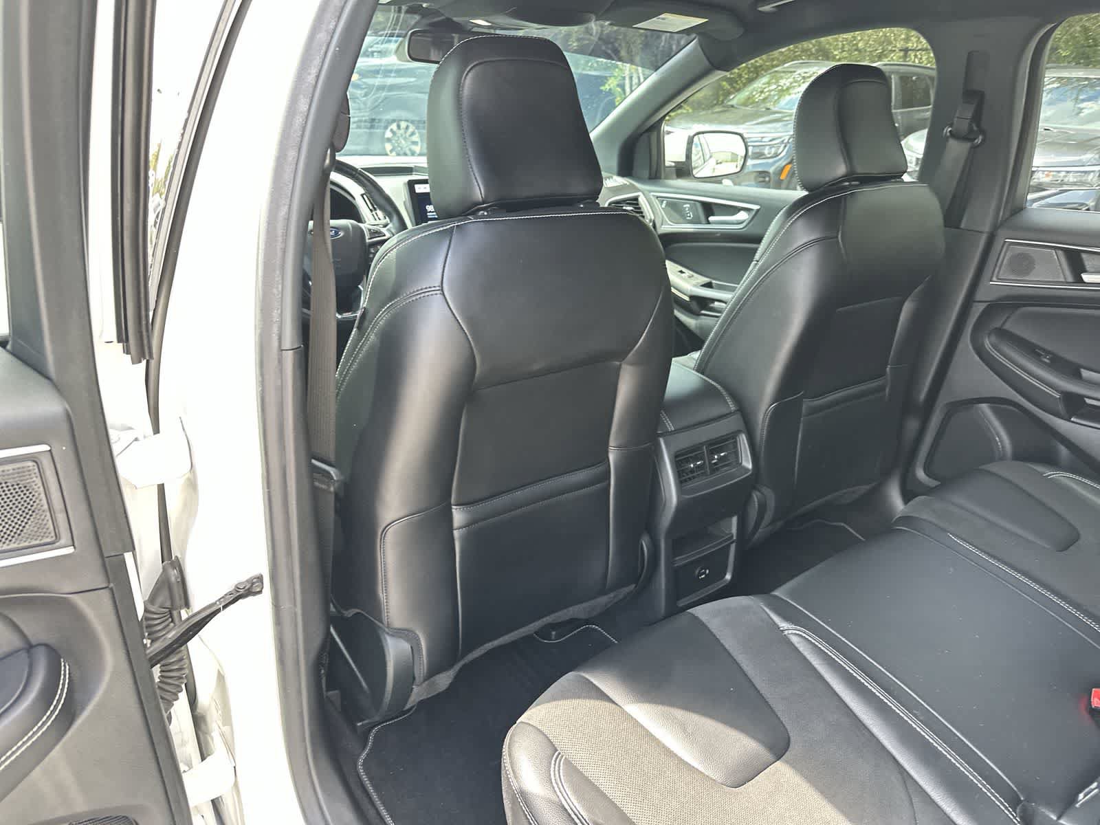 Used 2022 Ford Edge ST AWD/4WD image 16