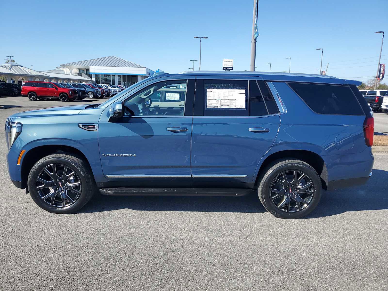 New 2026 GMC Yukon Elevation AWD/4WD image 2