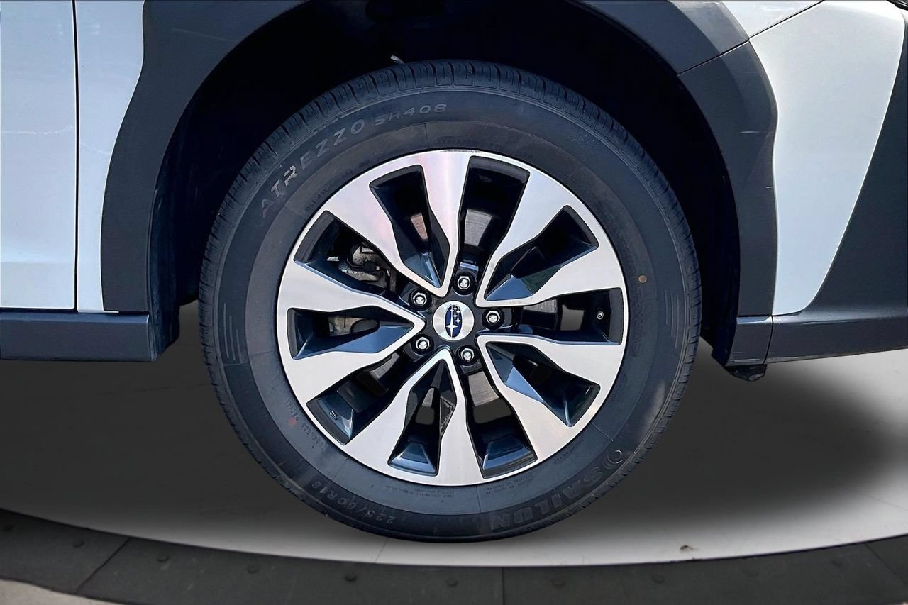 Used 2024 Subaru Outback Limited AWD/4WD image 34