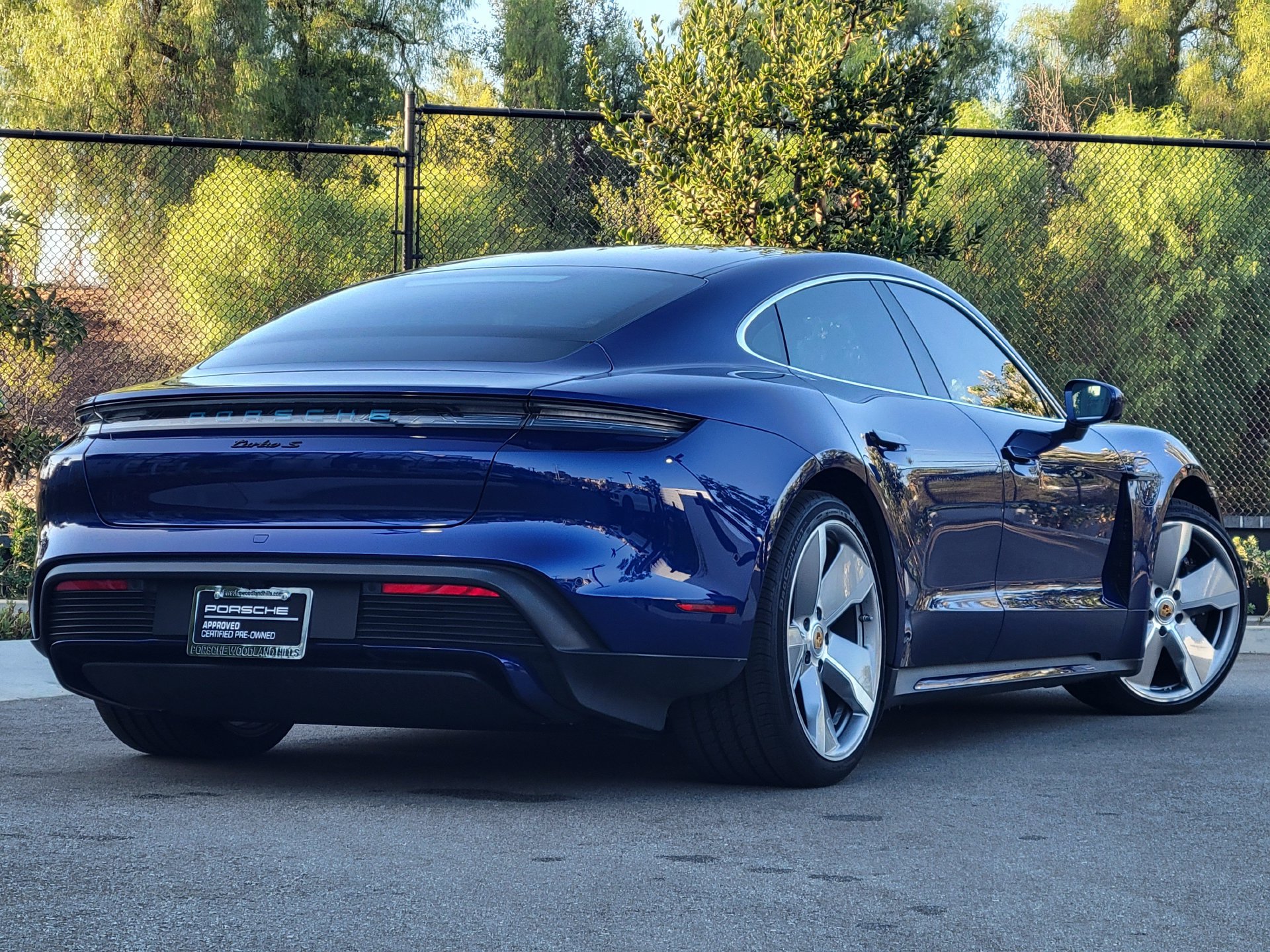 Certified 2022 Porsche Taycan Turbo AWD/4WD image 7