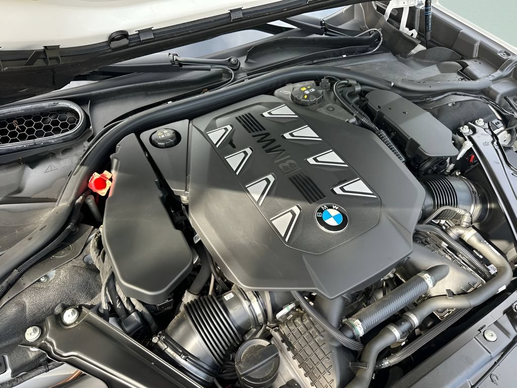 Certified 2024 BMW 760i xDrive w/ Executive Package AWD/4WD image 26