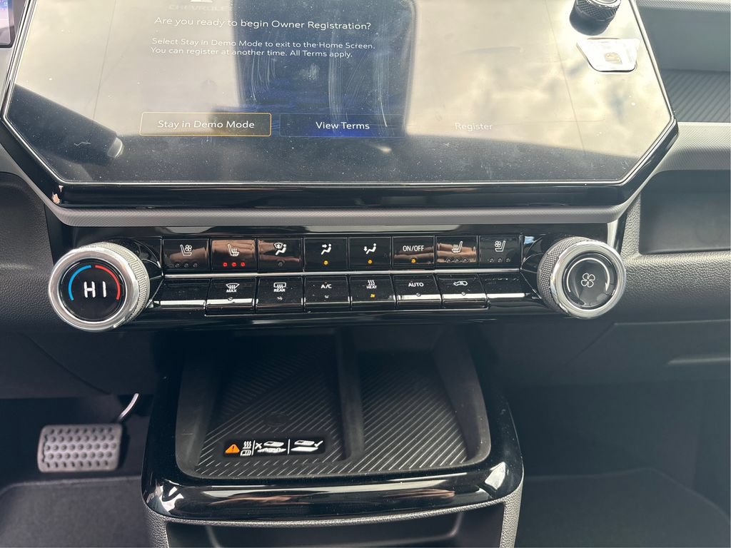 New 2027 Chevrolet Bolt RS w/ Technology Package FWD image 27