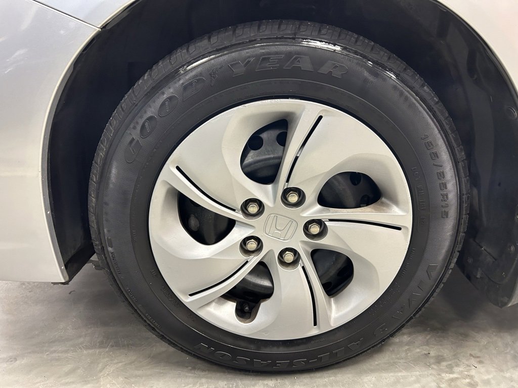 Used 2013 Honda Civic LX image 17