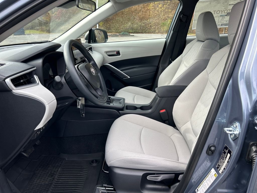 New 2026 Toyota Corolla Cross L image 17