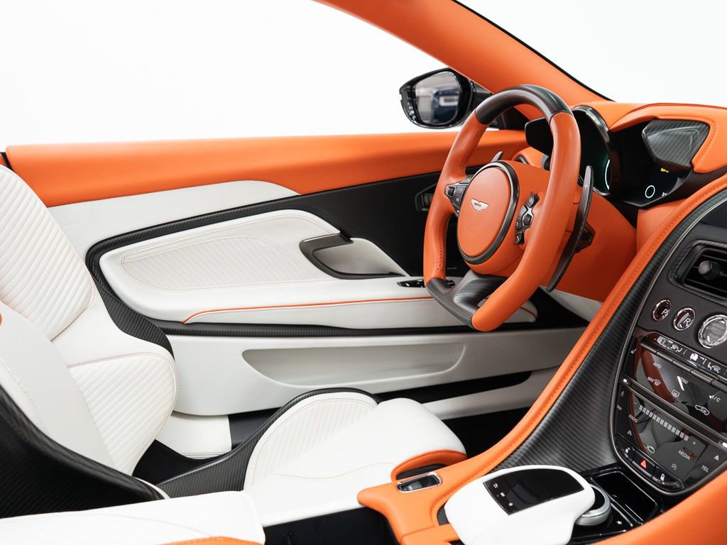 Used 2023 Aston Martin DBS Superleggera Volante image 30