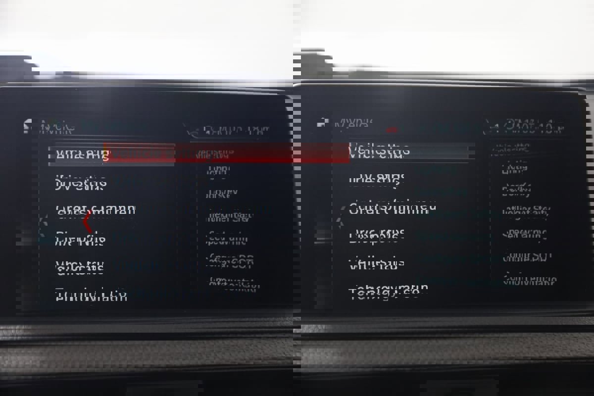 Used 2018 BMW M2 image 18