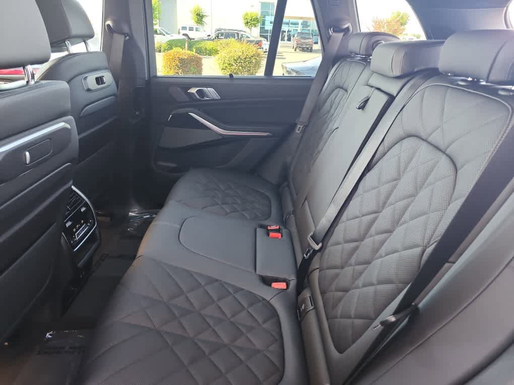 New 2026 BMW X5 xDrive50e w/ Executive Package AWD/4WD image 19