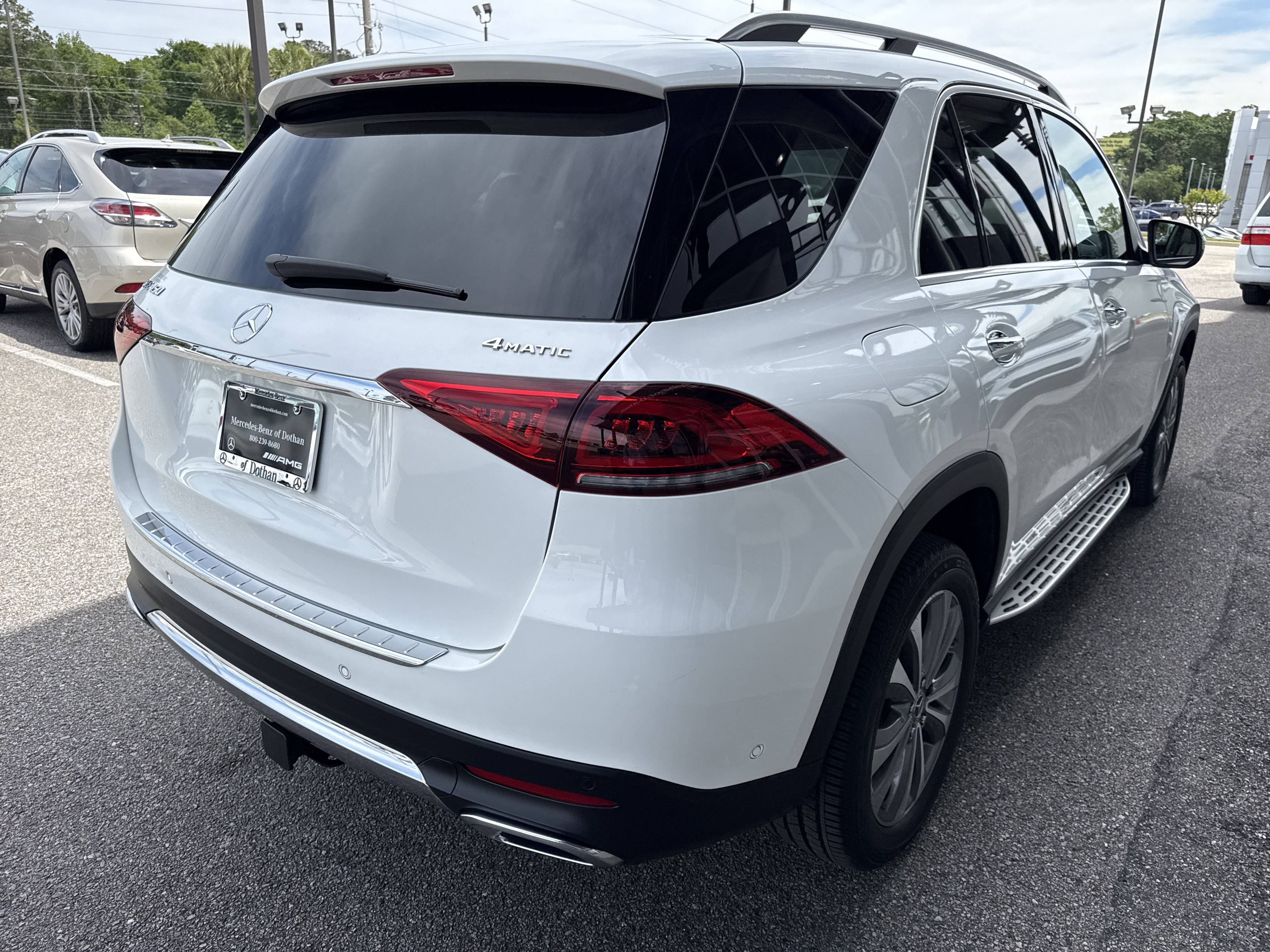 Used 2023 Mercedes-Benz GLE 450 4MATIC image 4