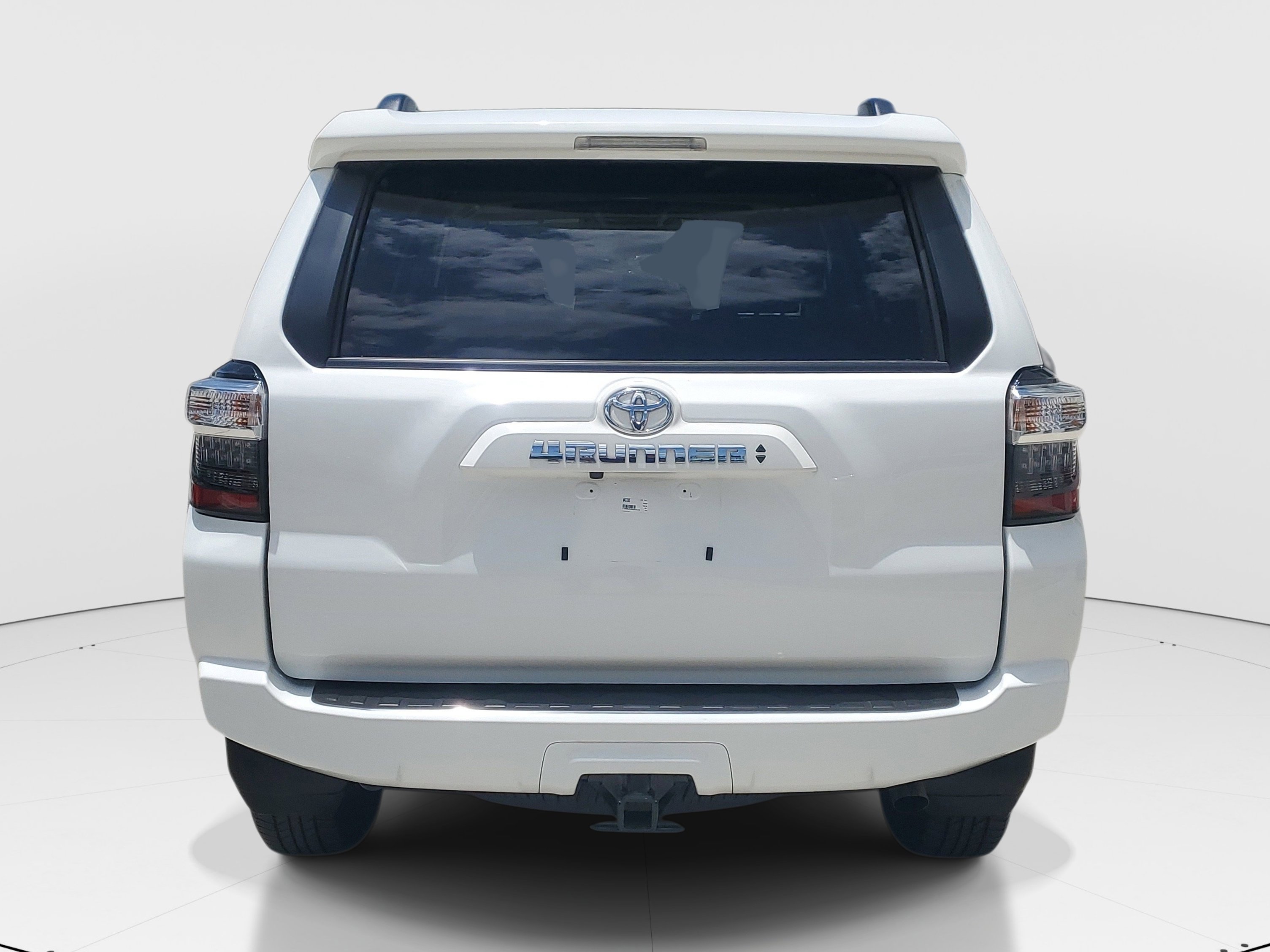 Certified 2024 Toyota 4Runner SR5 Premium w/ Moonroof Package AWD/4WD image 4