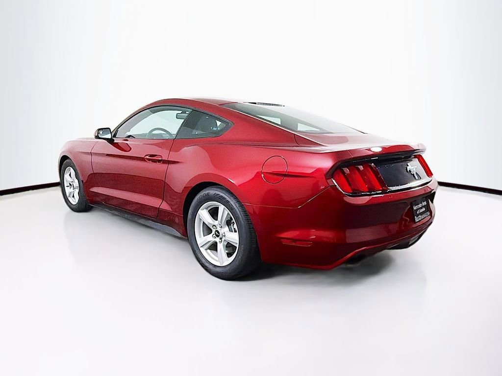 Used 2017 Ford Mustang Coupe RWD image 5