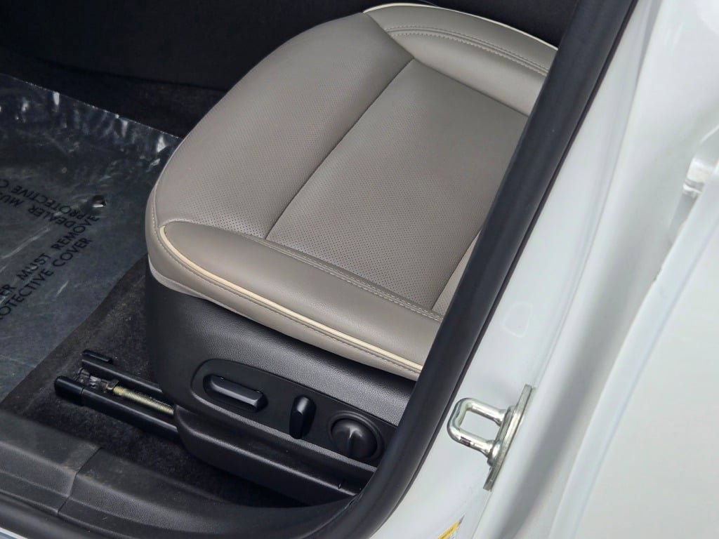 Used 2024 Buick Envista Avenir FWD image 22