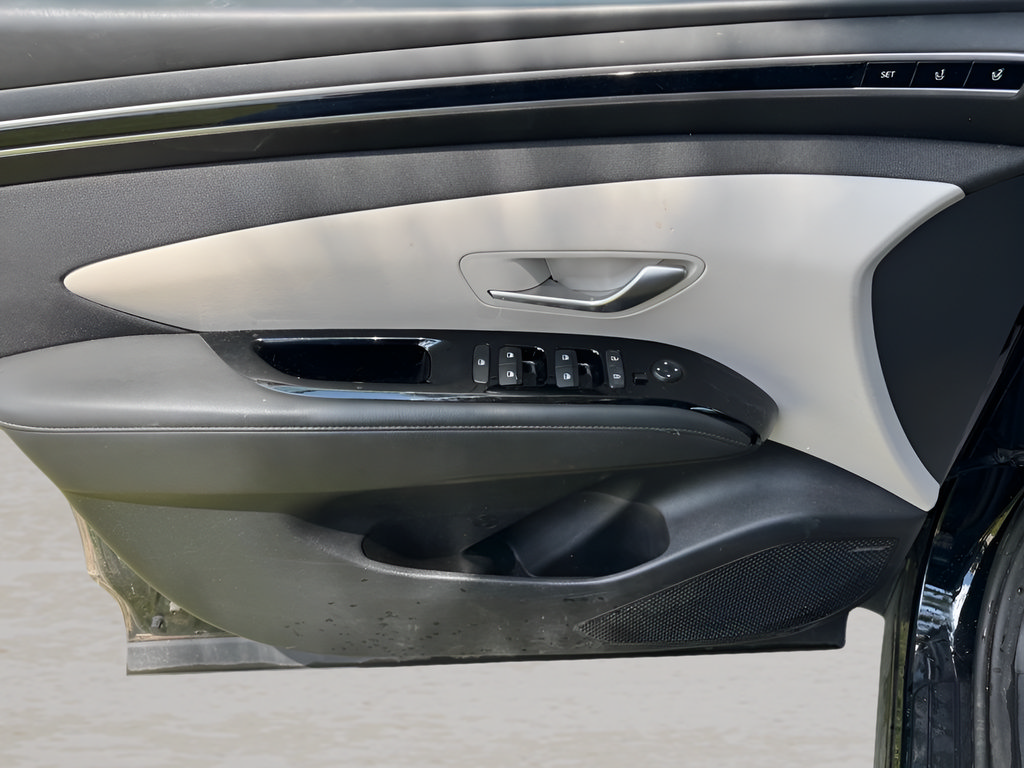 Used 2022 Hyundai Tucson Limited AWD/4WD image 13