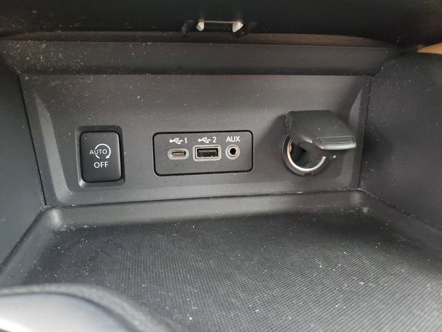 Certified 2025 Nissan Sentra SV w/ SV Premium Package image 25
