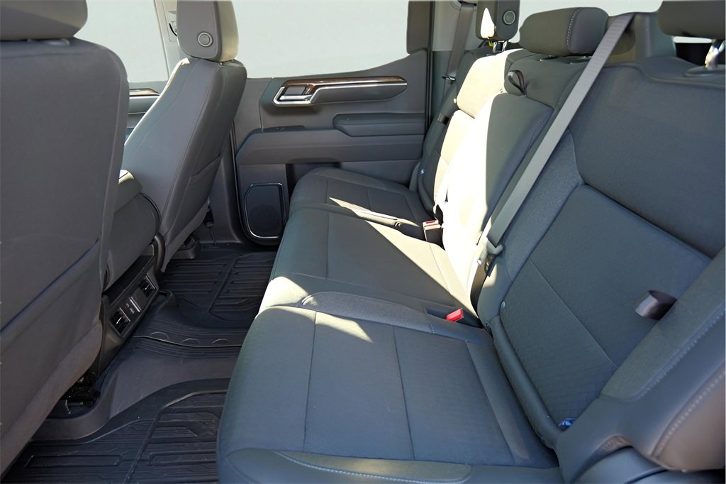 New 2025 GMC Sierra 1500 Elevation image 22