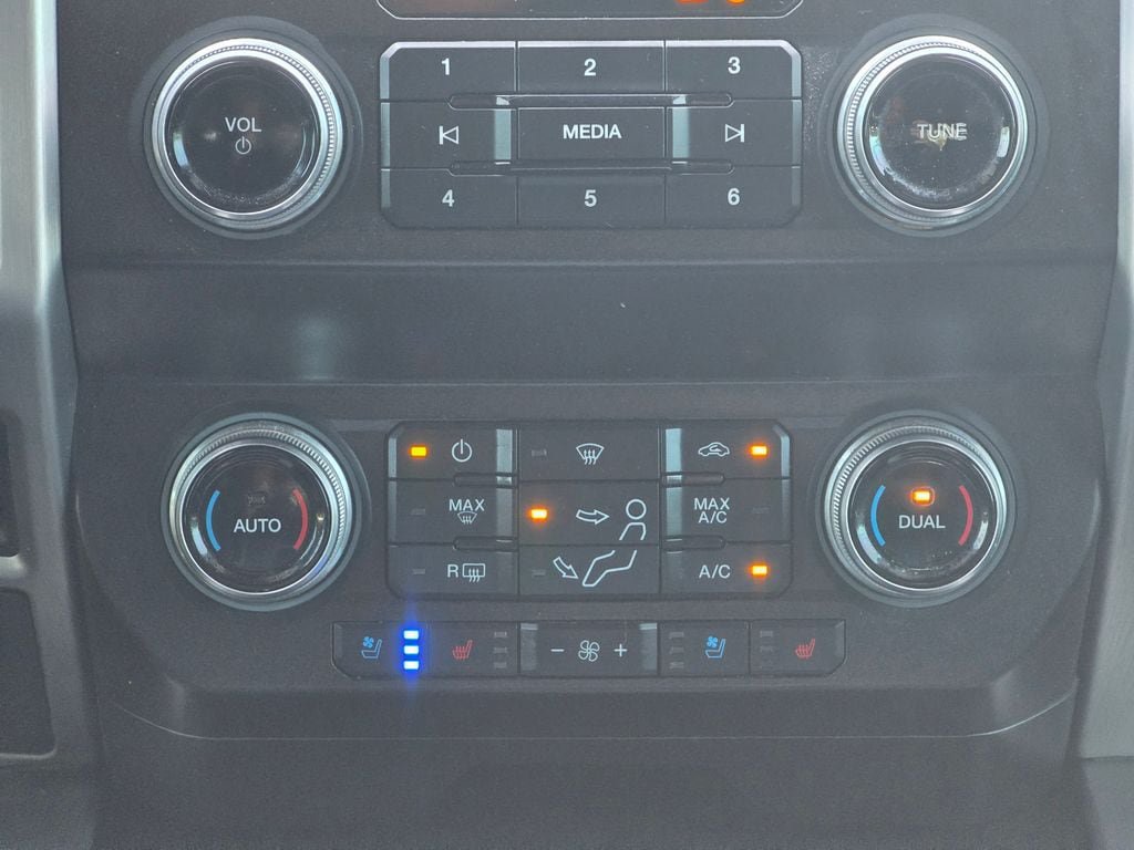 Used 2020 Ford F250 Platinum AWD/4WD image 15
