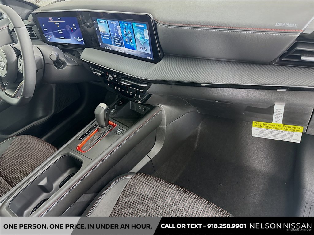 New 2026 Nissan Kicks SR w/ SR Premium Package FWD image 29