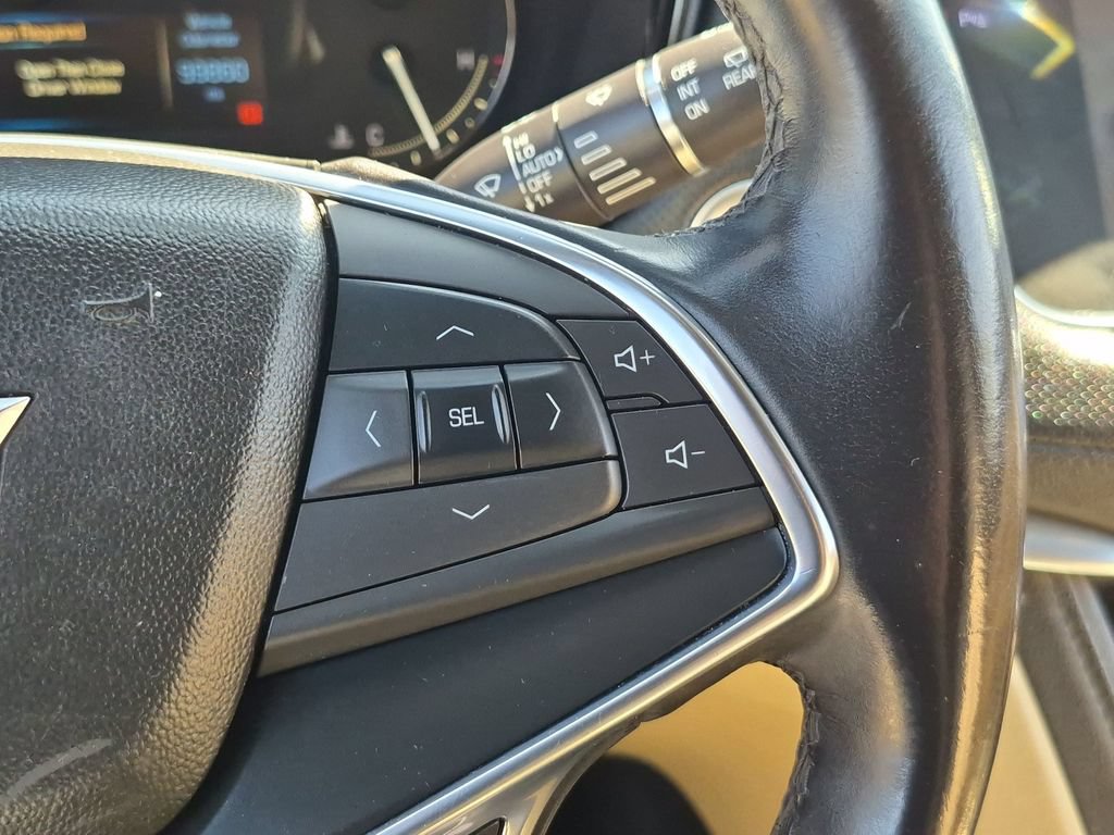 Used 2018 Cadillac XT5 Luxury w/ Driver Awareness Package FWD image 34