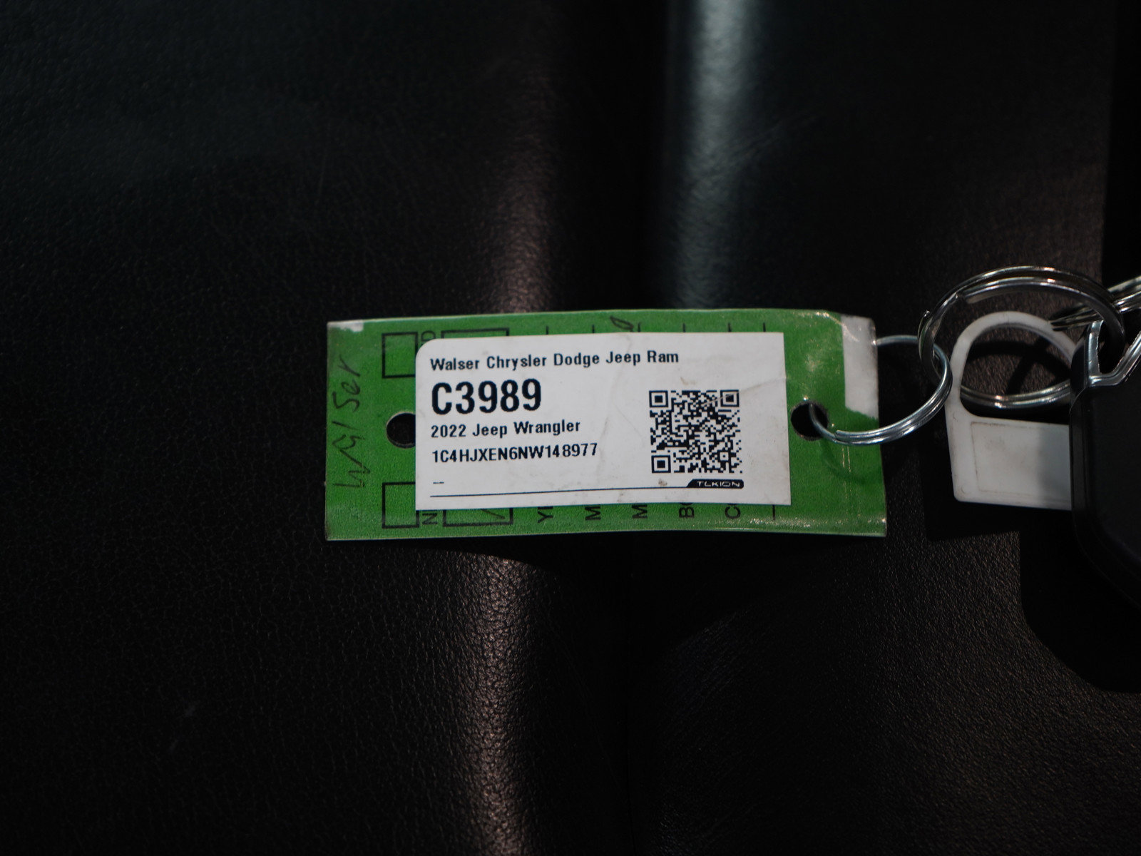 Used 2022 Jeep Wrangler Unlimited Sahara image 28