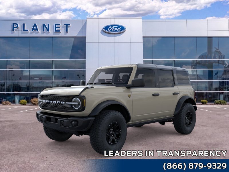 New 2026 Ford Bronco Badlands w/ Wildtrak Package