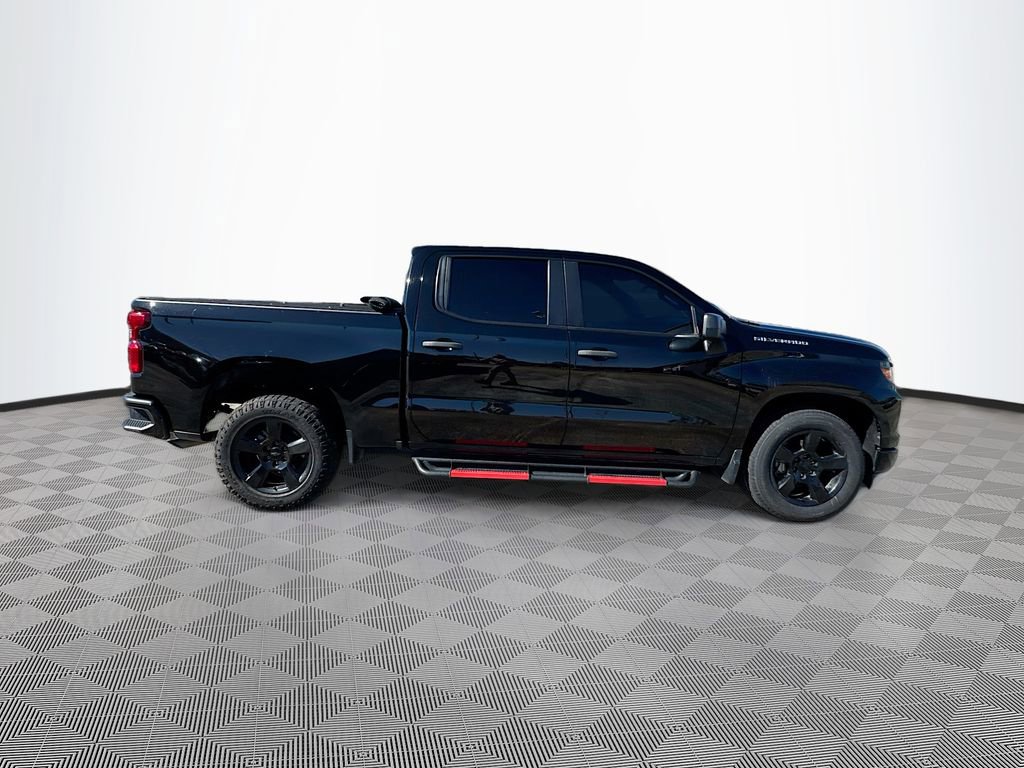 Used 2024 Chevrolet Silverado 1500 Custom image 4