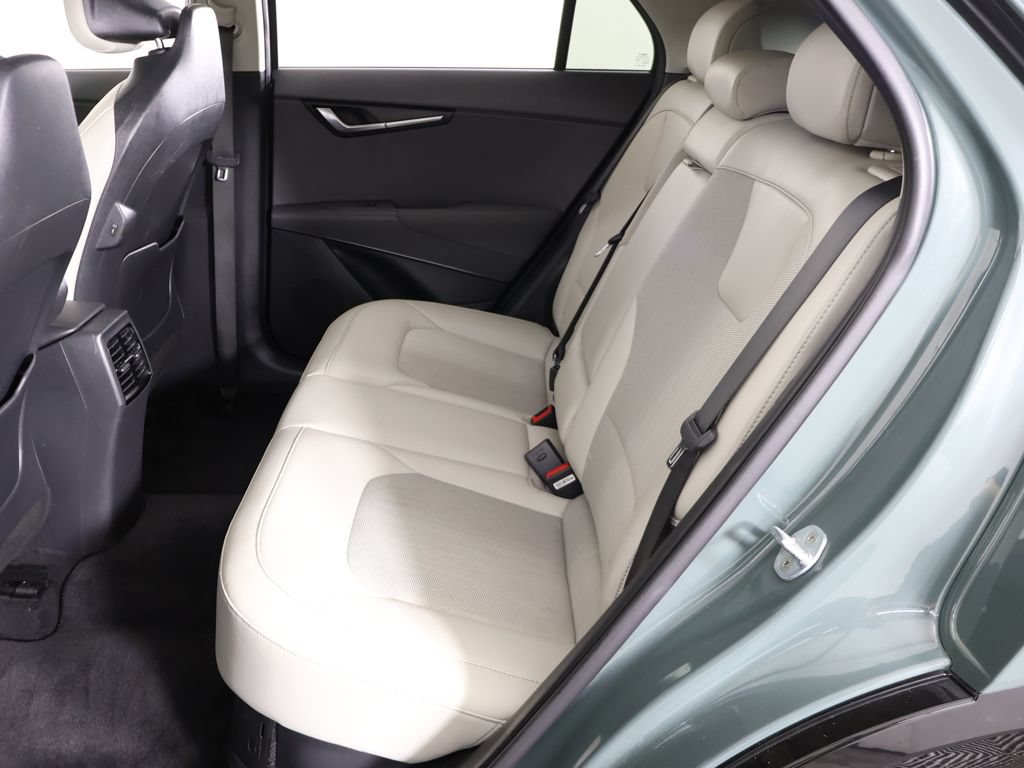 Used 2023 Kia Niro EX Touring FWD image 35